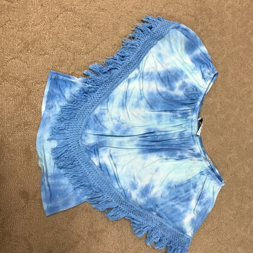 Women’s tye dye off shoulder top.